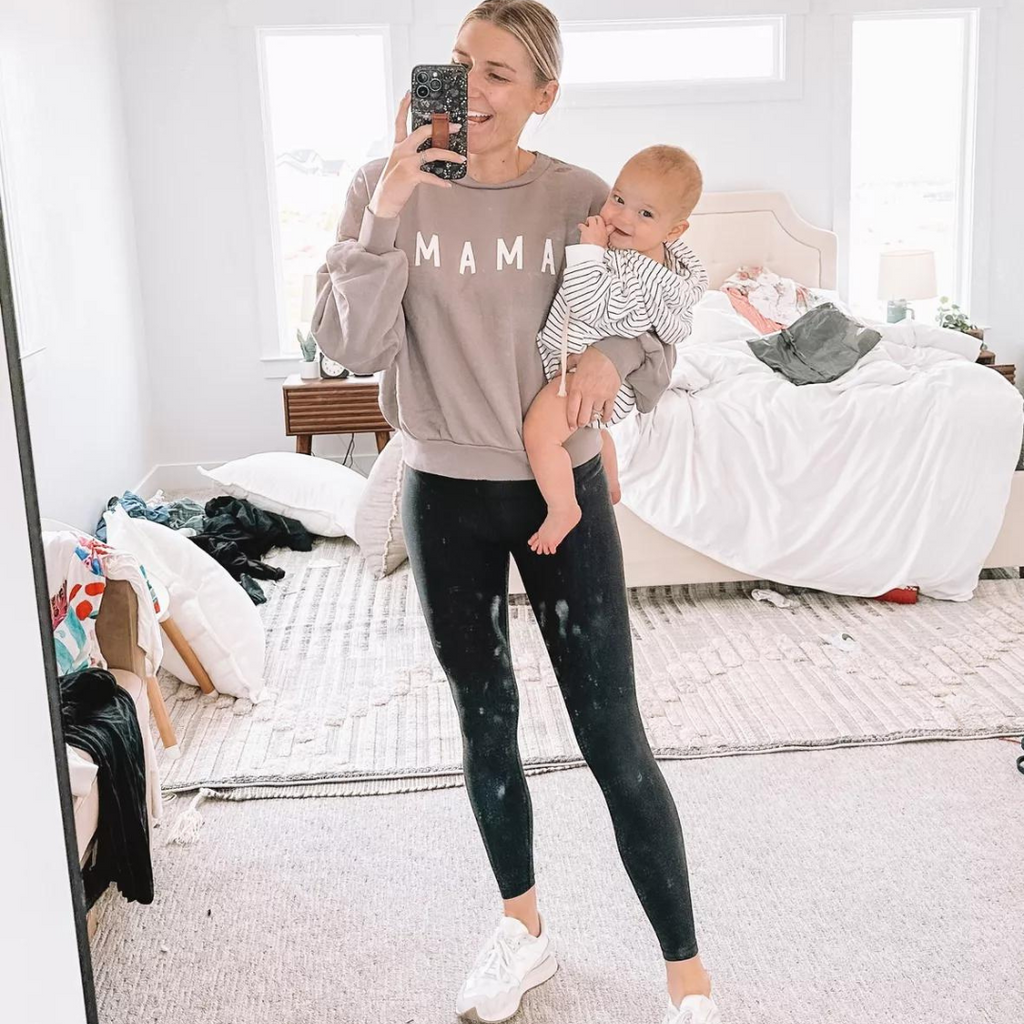 MAMA WEAR